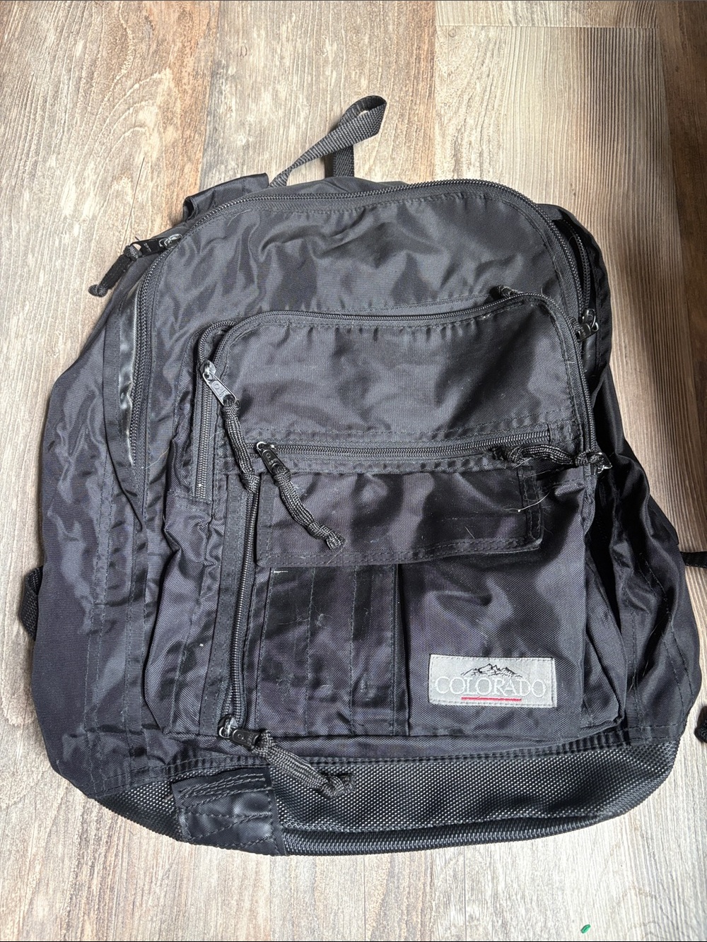 Colorado Black Men's Backpack – Compact Everyday Carry